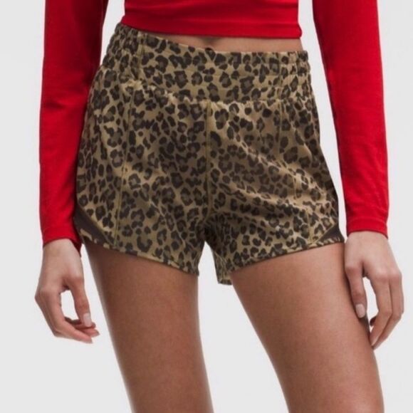 NWT 6 HR 4” Hotty Hot High-Rise Lined Short Brown Leopard Multi Print Size 6 - Picture 6 of 8